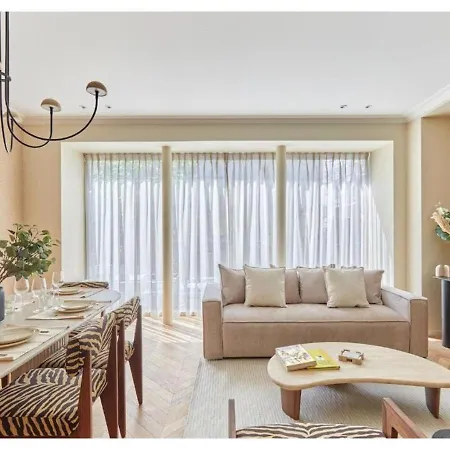 Incredible Ac 3 Bedrooms Center Of By Prestige Appartement