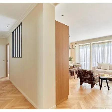 Incredible Ac 3 Bedrooms Center Of By Prestige * Paris