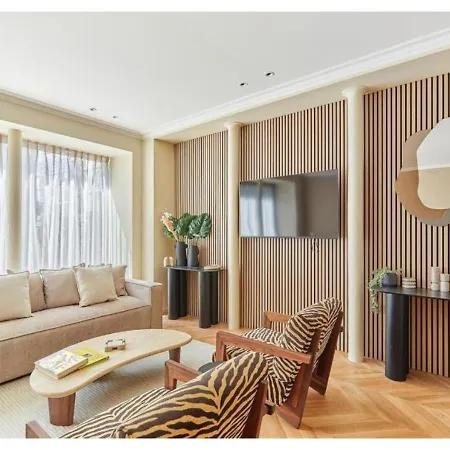 Incredible Ac 3 Bedrooms Center Of By Prestige Appartement Paris