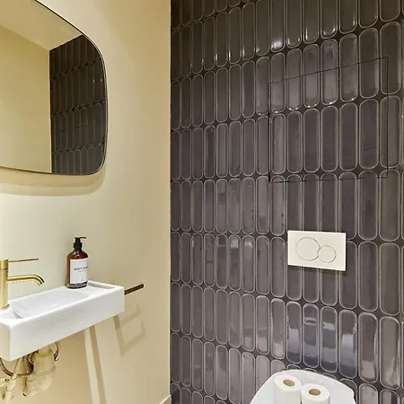 Incredible Ac 3 Bedrooms Center Of By Prestige 아파트 *