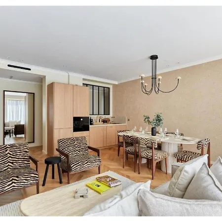 Incredible Ac 3 Bedrooms Center Of By Prestige Appartement *