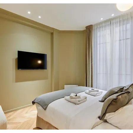 Incredible Ac 3 Bedrooms Center Of By Prestige Appartement *